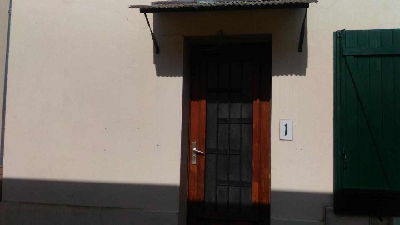 Maison En Location Fresnes Sur Marne Fresnes-Sur-Marne Exterior foto